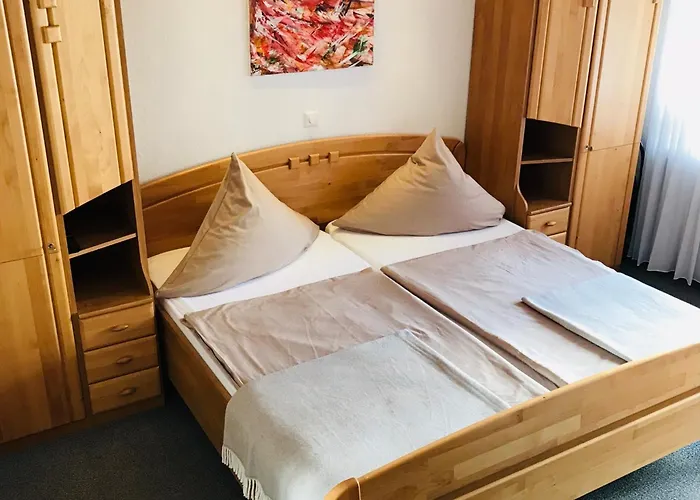 בית הארחה Haus-anka